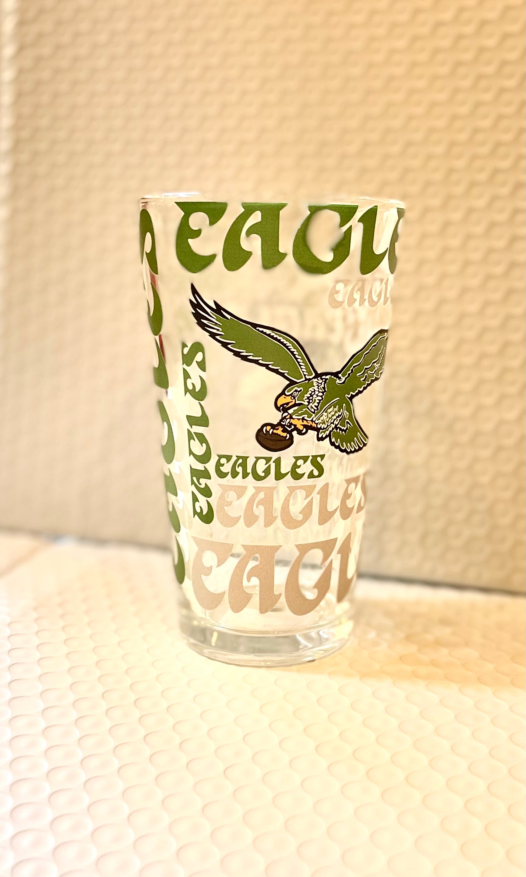 Philadelphia Eagles 16oz. Retro Pint Glass